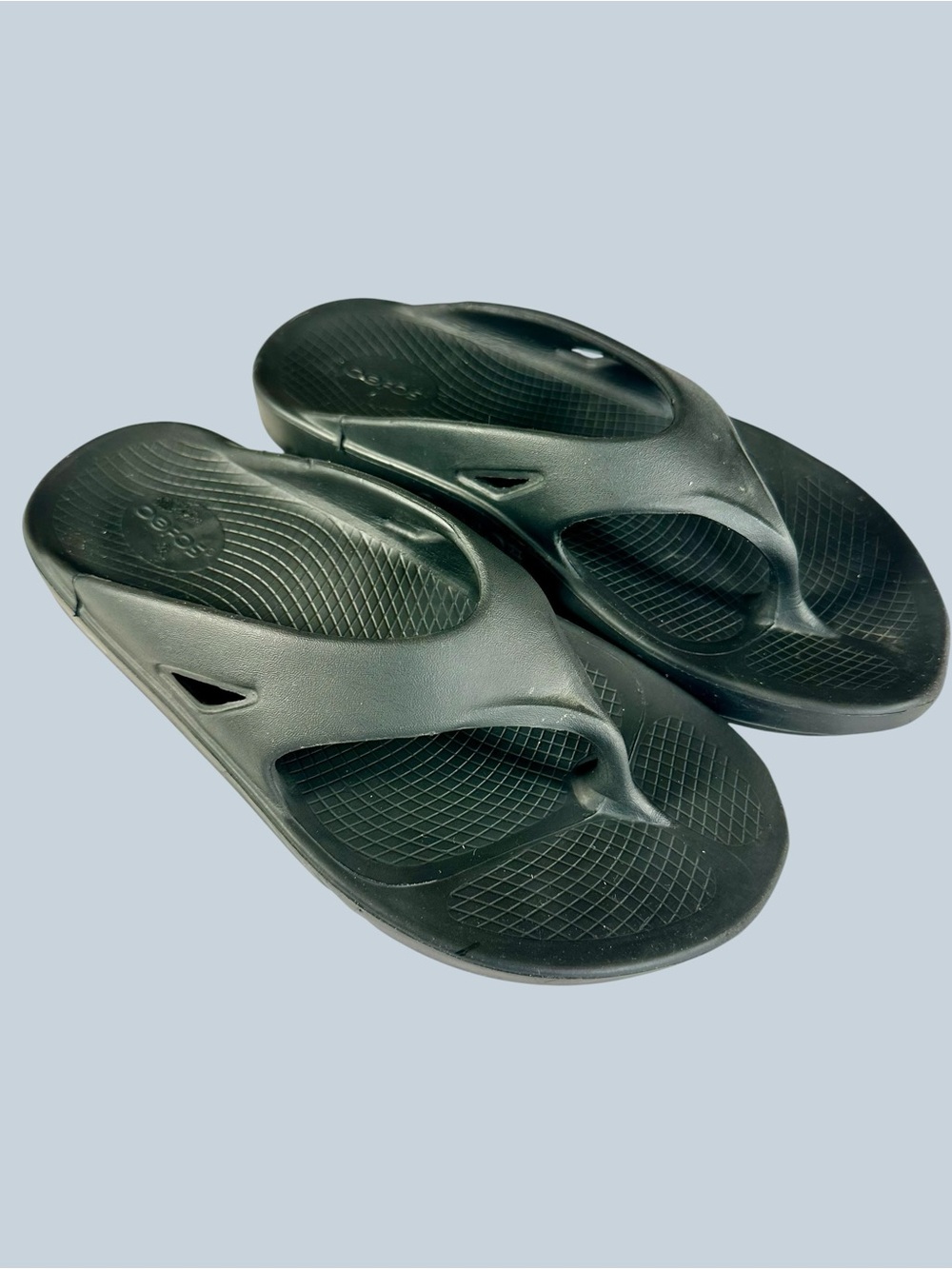 OOFOS Ooriginal Black Recovery Sandals Unisex W12; M10